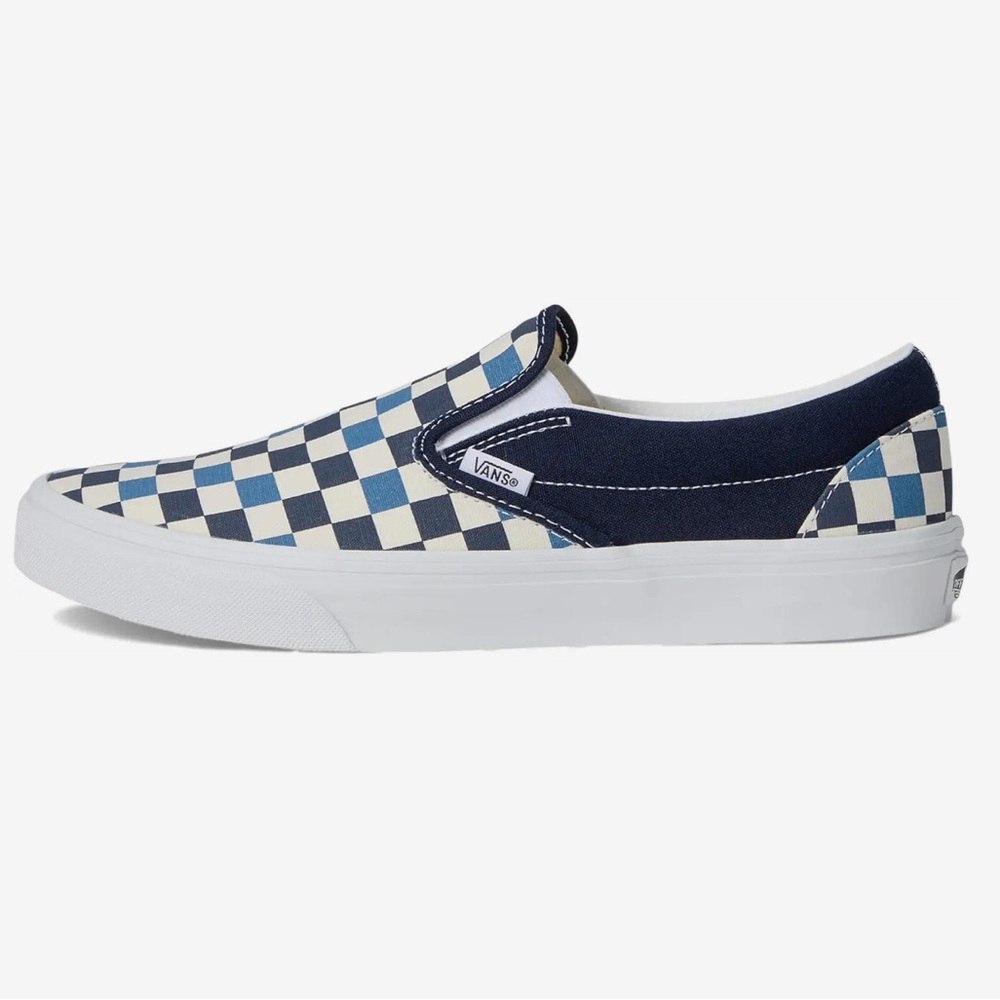 Vans WMNS Blue Checkerboard Classic Slip-On
Tri-Tone Check Navy
VN000D5PBX9